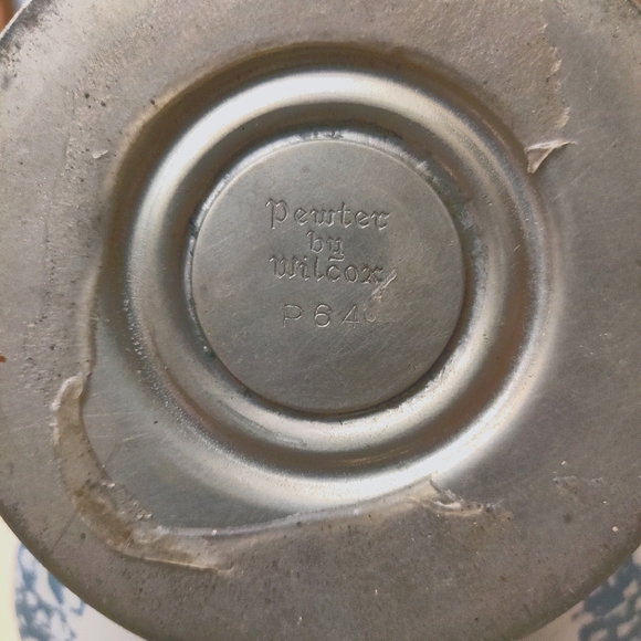 Rare Pewter Base Previctorian - Picture 2 of 3